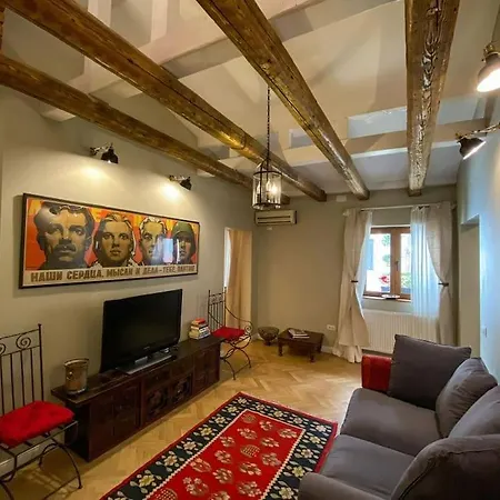 Vila Very Secure And Comfortable One Bedroom *