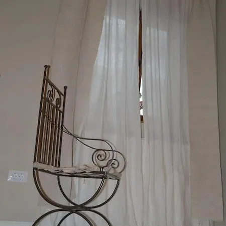 Vila Very Secure And Comfortable One Bedroom Bukurešť